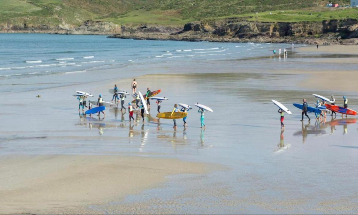 Sandy Toes, Padstow Kültér fotó